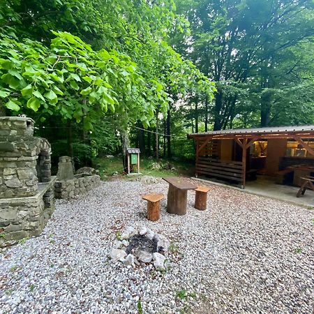 Hotel Glamping Krn Kobarid Esterno foto