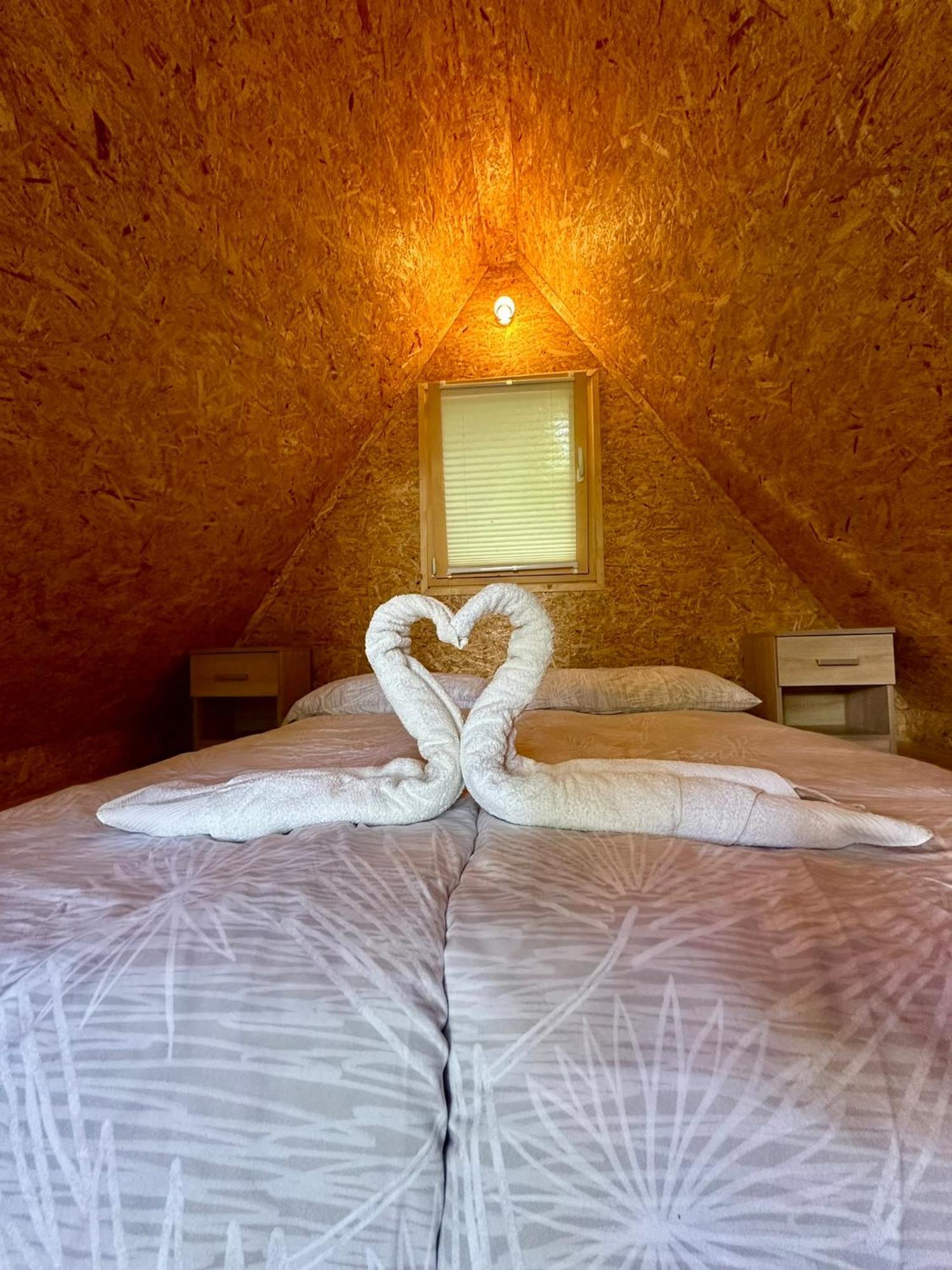 Hotel Glamping Krn Kobarid Esterno foto