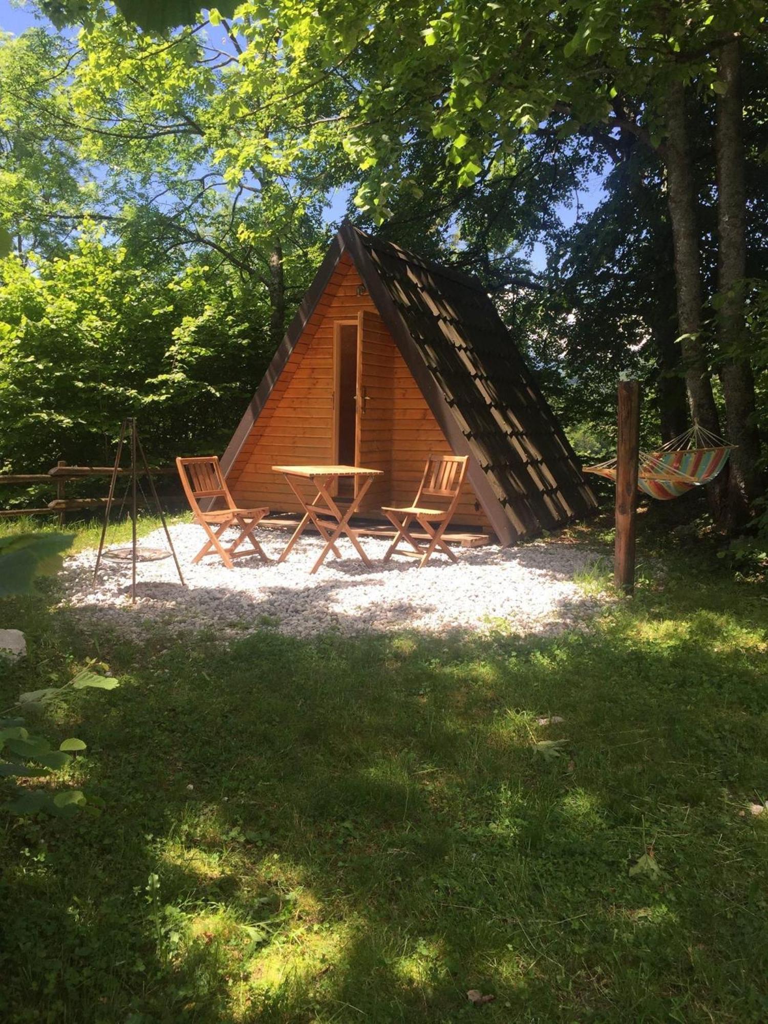 Hotel Glamping Krn Kobarid Esterno foto